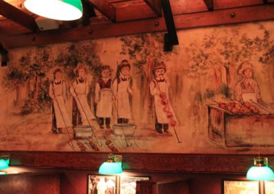 shaws restaurant interior mural